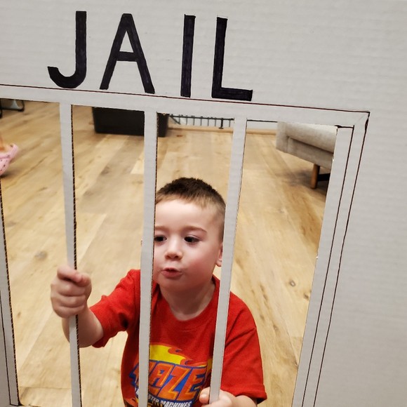 Meet your Posher, Erin - Picture 1 of 1